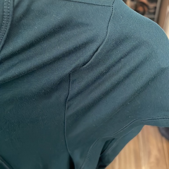 Yogalicious workout top - Picture 2 of 5